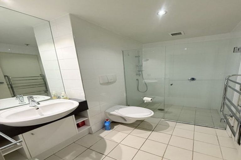 Photo of property in Sanctum Apartments, 27/10b Ebor Street, Te Aro, Wellington, 6011