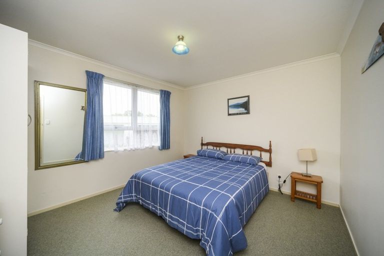 Photo of property in 47 Kaimanawa Street, Kelvin Grove, Palmerston North, 4414