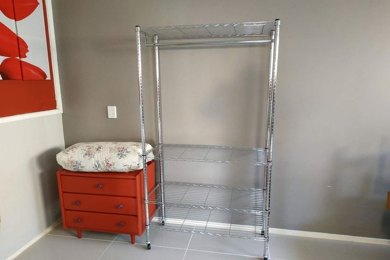 Photo of property in 28 Rotoiti Avenue, Pakuranga Heights, Auckland, 2010