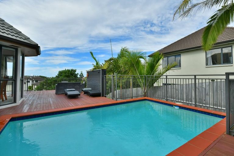 Photo of property in 99 Alec Craig Way, Gulf Harbour, Whangaparaoa, 0930