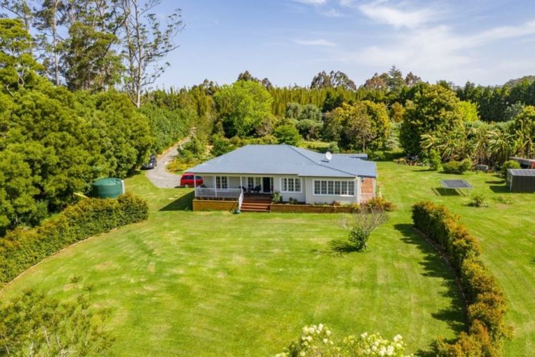 Photo of property in 25 Blue Gum Lane, Kerikeri, 0293
