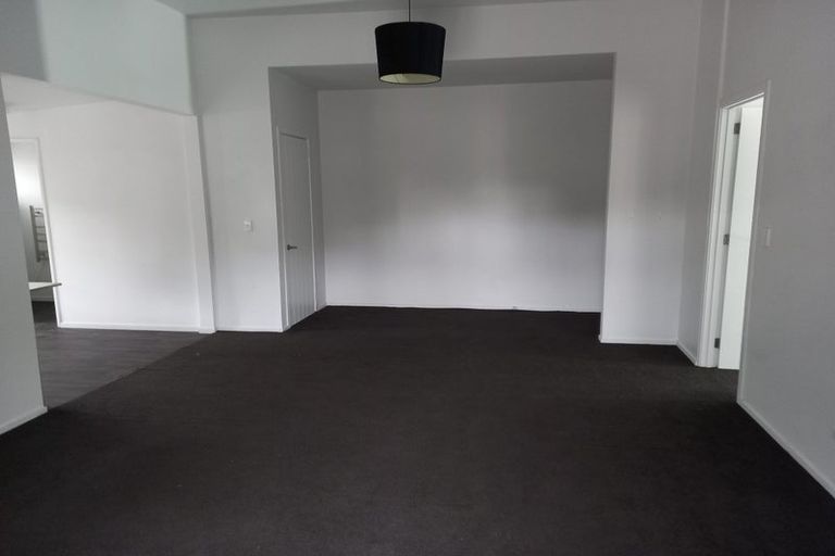 Photo of property in 90 Linwood Avenue, Linwood, Christchurch, 8011