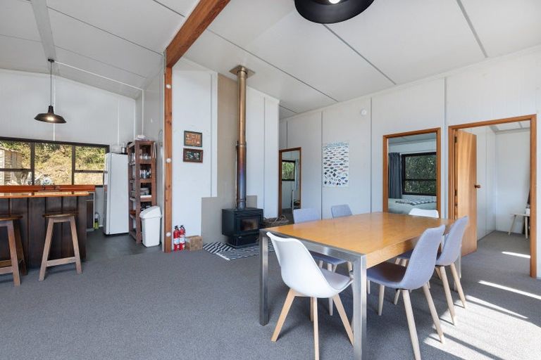 Photo of property in 225 Moetapu Bay Road, Moetapu Bay, Linkwater, 7282