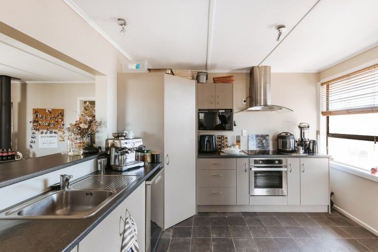 Photo of property in 33 Anne Road, Bellevue, Tauranga, 3110