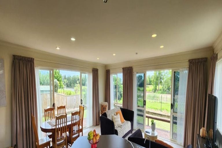 Photo of property in 29 Edgewater Grove, Whakatane, 3120