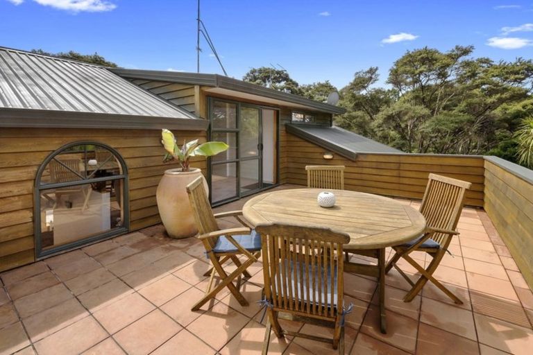 Photo of property in 366g Huia Road, Titirangi, Auckland, 0604