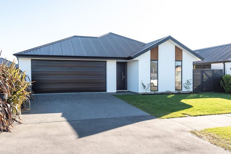 Photo of property in 14 Conailus Street, Halswell, Christchurch, 8025