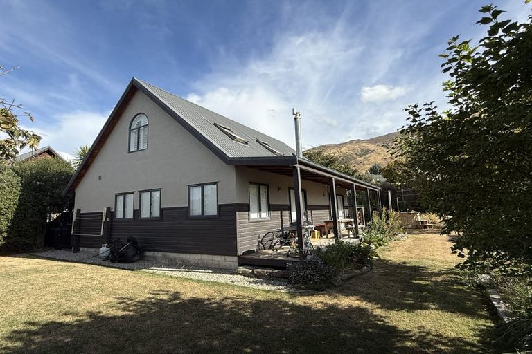 Photo of property in 72a Bills Way, Wanaka, 9305