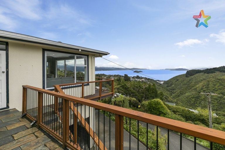 Photo of property in 52 Titiro Moana Road, Korokoro, Lower Hutt, 5012