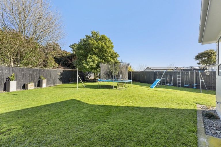Photo of property in 9 Pluto Place, Milson, Palmerston North, 4414