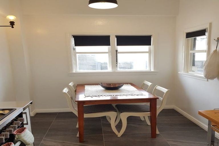 Photo of property in 55a Nairn Street, Mount Cook, Wellington, 6011