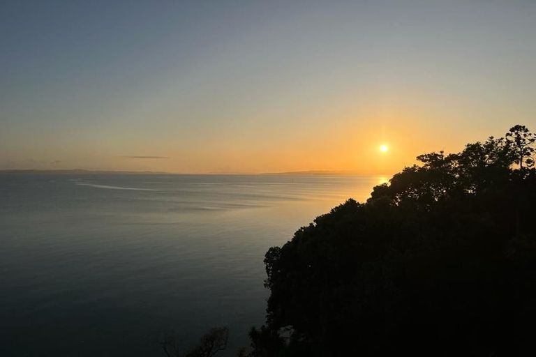 Photo of property in 50 Clovelly Road, Bucklands Beach, Auckland, 2012