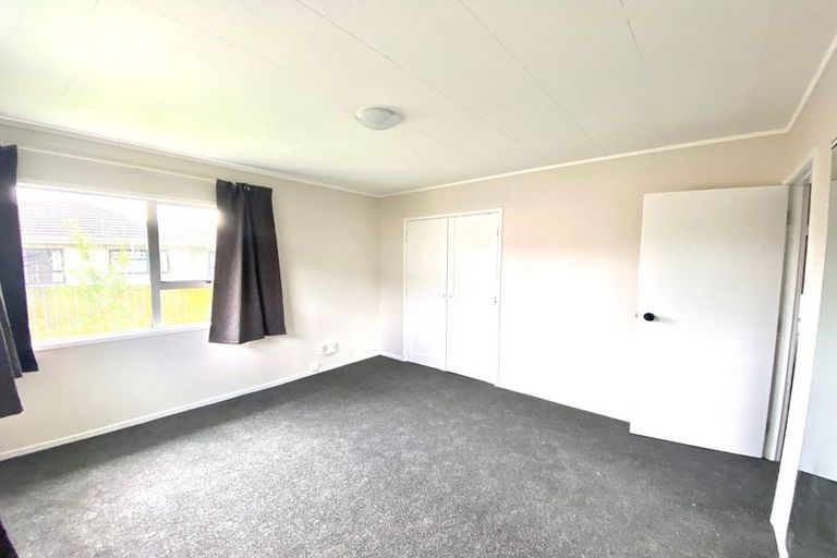 Photo of property in 3 Sabana Place, Unsworth Heights, Auckland, 0632