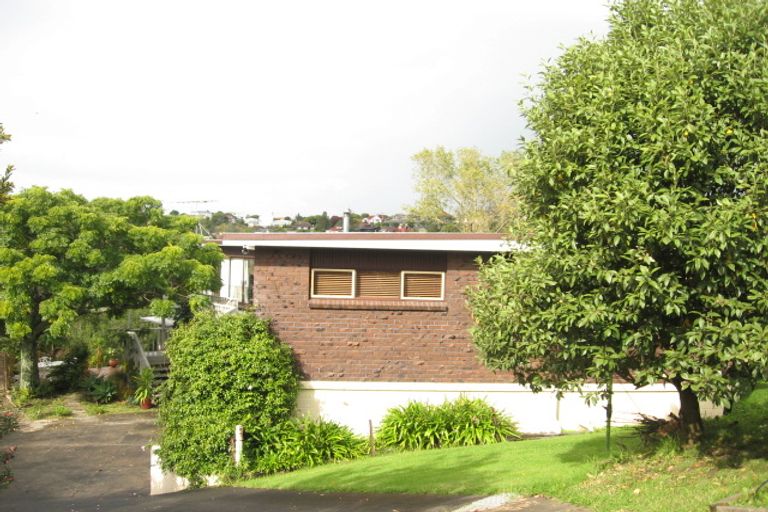 Photo of property in 53 Haseler Crescent, Howick, Auckland, 2014