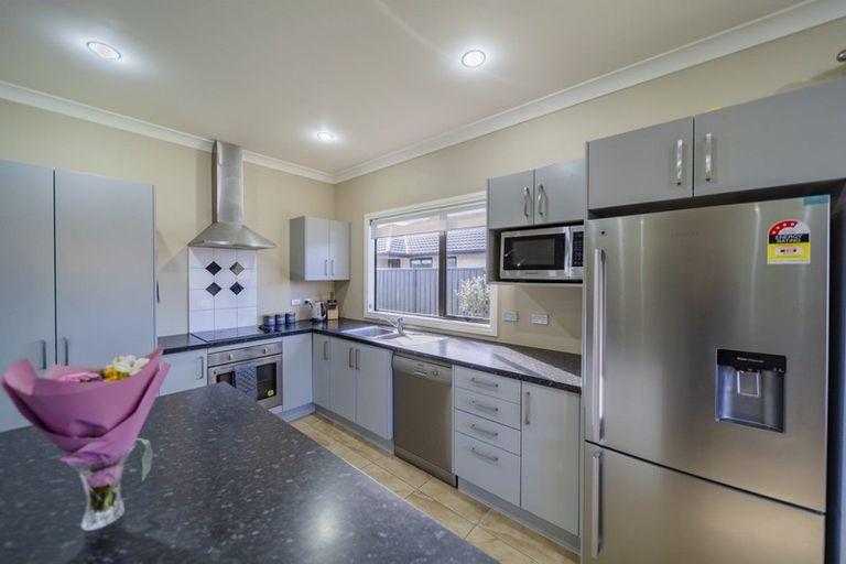 Photo of property in 14 Portland Place, Poraiti, Napier, 4112