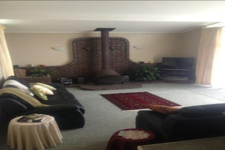 Photo of property in 81 Sunderlands Road, Half Moon Bay, Auckland, 2012