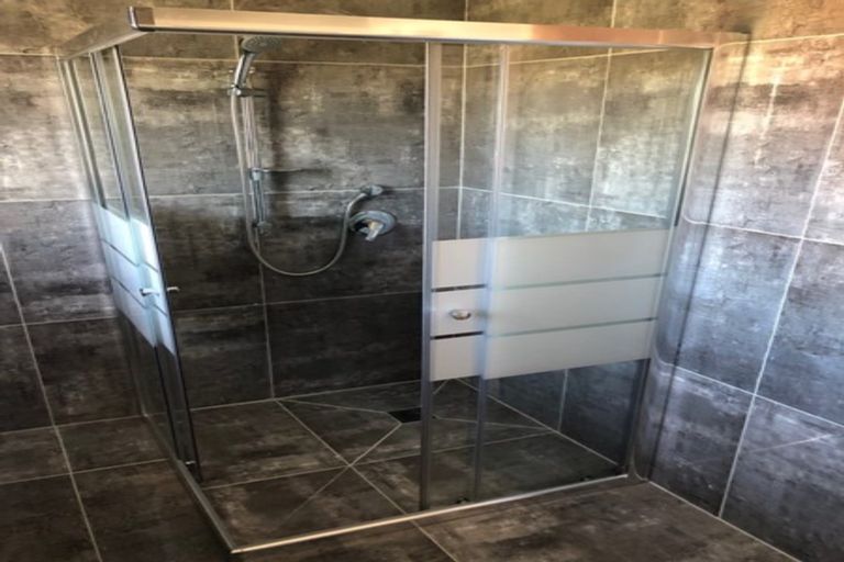 Photo of property in 27 Cameron Street, Papakura, 2110