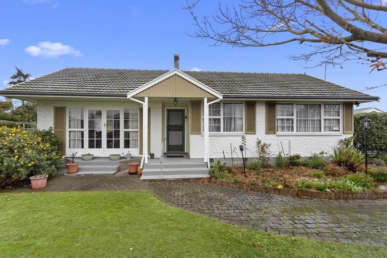 Photo of property in 10 Clydesdale Street, Woolston, Christchurch, 8062