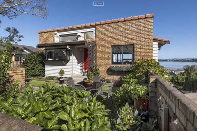 Photo of property in 1/28 Walter Street, Hauraki, Auckland, 0622