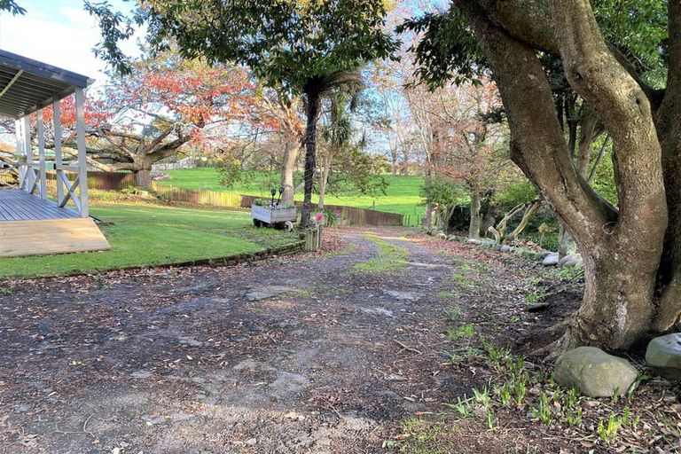 Photo of property in 28 Castle Street, Eltham, 4322