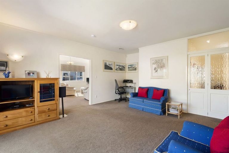 Photo of property in 2/39 Jutland Road, Hauraki, Auckland, 0622