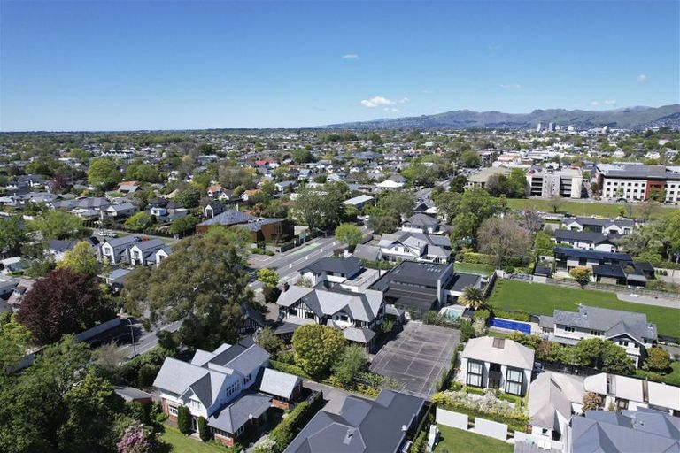 Photo of property in 283 Papanui Road, Merivale, Christchurch, 8052