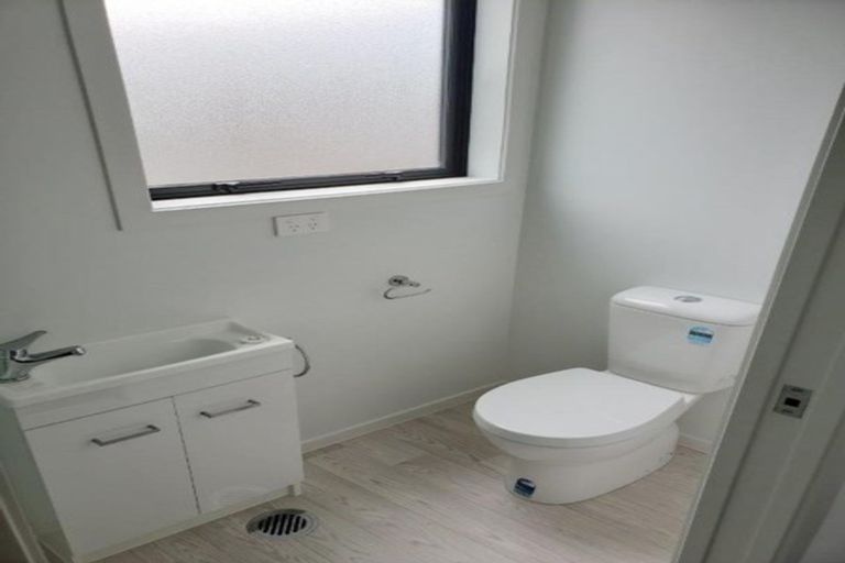 Photo of property in 1 Inverness Avenue, Hamilton East, Hamilton, 3216