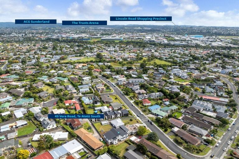 Photo of property in 49c Vera Road, Te Atatu South, Auckland, 0610