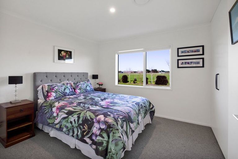Photo of property in 60 Turangi Road, Motunui, Waitara, 4383