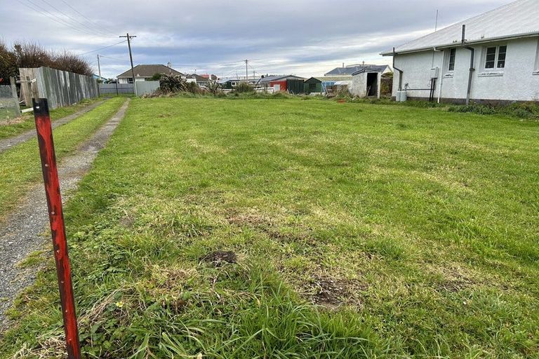 Photo of property in 15 Burrows Street, Bluff, 9814