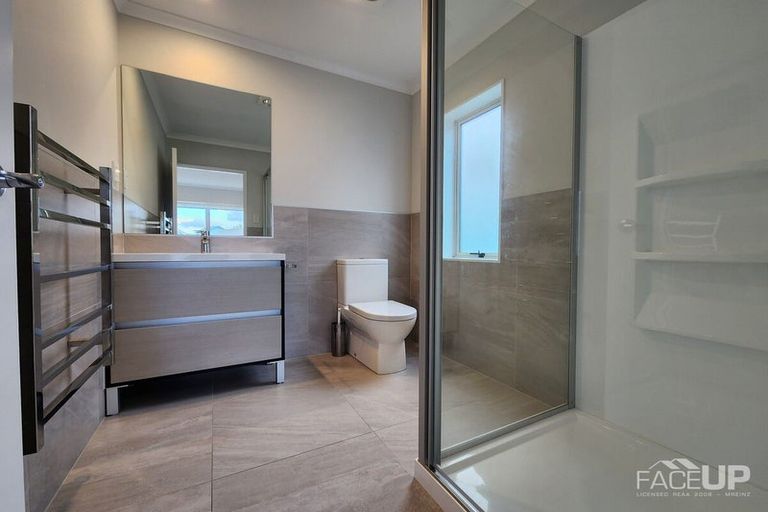 Photo of property in 32 Eyton Kay Road, Hobsonville, Auckland, 0616