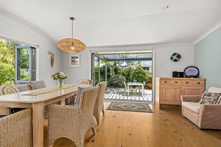 Photo of property in 27 Harbour View Road, Point Wells, Warkworth, 0986