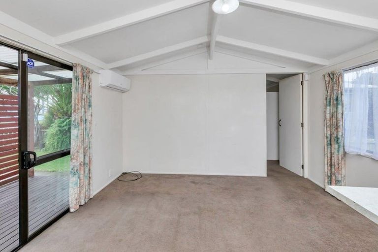 Photo of property in 15 Tamure Place, Ruakaka, 0116
