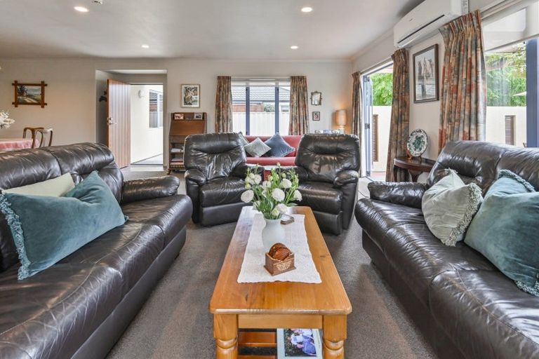 Photo of property in 201 Karaitiana Street, Frimley, Hastings, 4120