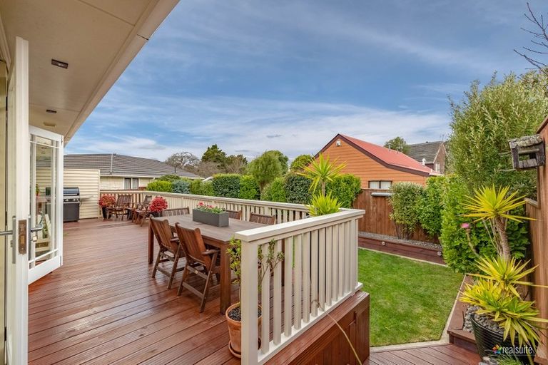 Photo of property in 15 Montgomery Crescent, Clouston Park, Upper Hutt, 5018