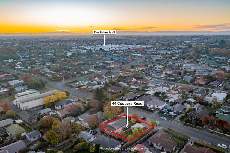 Photo of property in 44 Coopers Road, Dallington, Christchurch, 8061