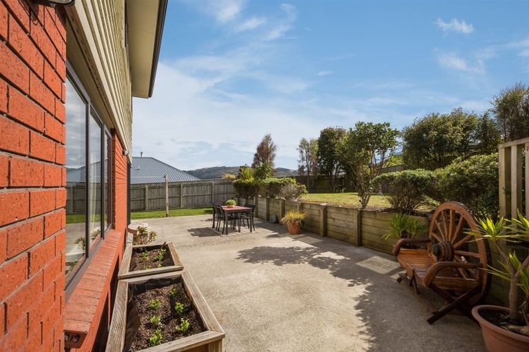 Photo of property in 78 Aotea Drive, Aotea, Porirua, 5024
