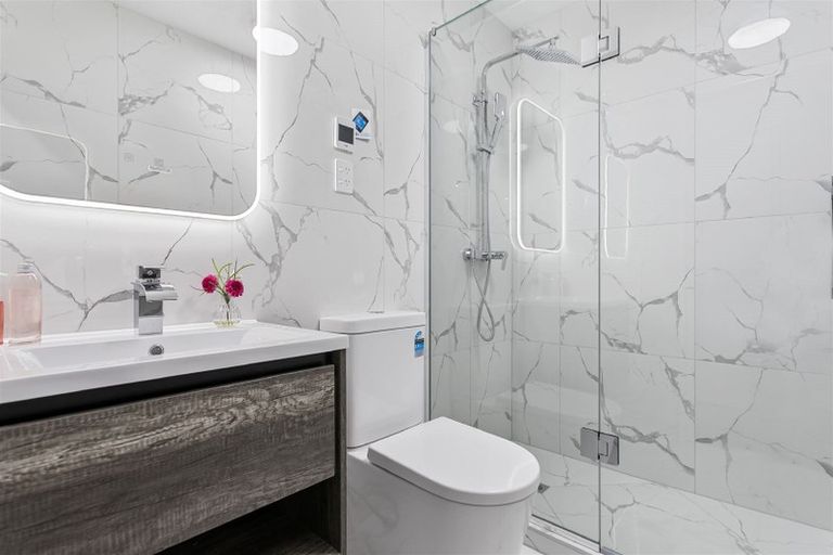 Photo of property in 147d Rathgar Road, Henderson, Auckland, 0610