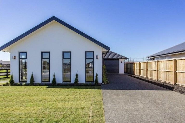 Photo of property in 1 Jasmine Street, Woodend, 7610