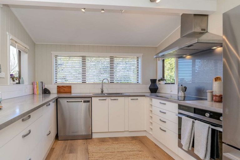 Photo of property in 74 Hone Heke Road, Kerikeri, 0230