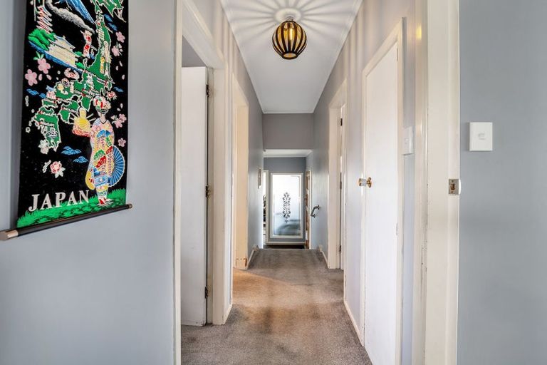 Photo of property in 11 Ries Street, Dannevirke, 4930