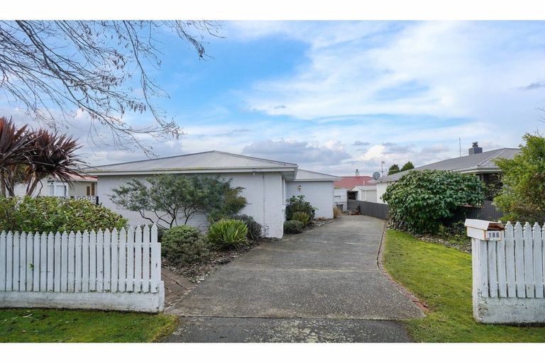 Photo of property in 186 Lamond Street, Hargest, Invercargill, 9810