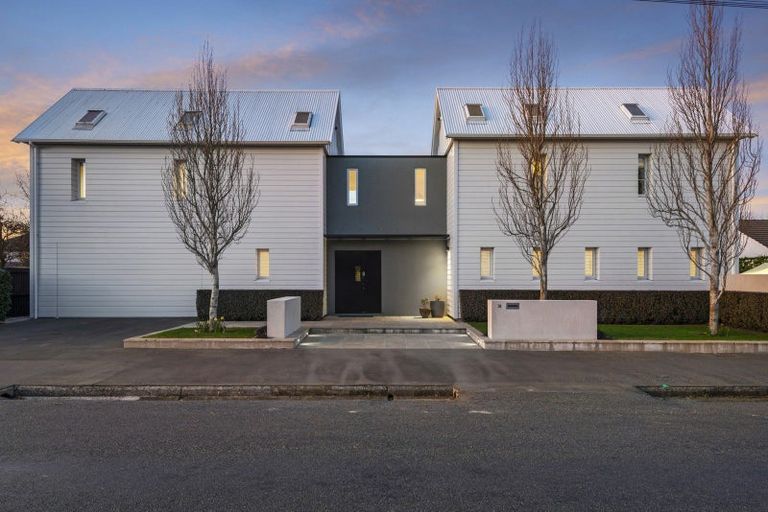 Photo of property in 30 Wroxton Terrace, Merivale, Christchurch, 8014