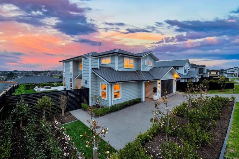 Photo of property in 31 Pioneer Rise, Silverdale, 0932