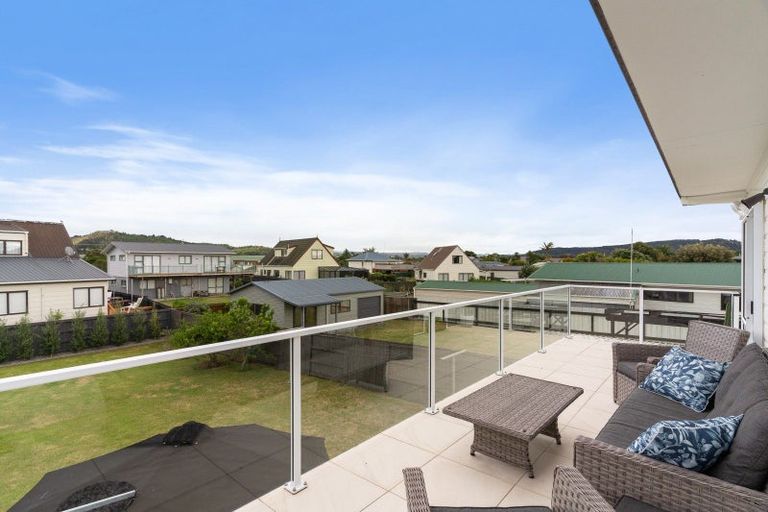 Photo of property in 107 Rangi Avenue, Whangamata, 3620