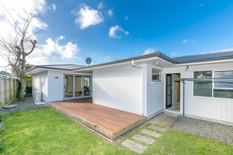 Photo of property in 25a Haultain Street, Fairfield, Hamilton, 3214