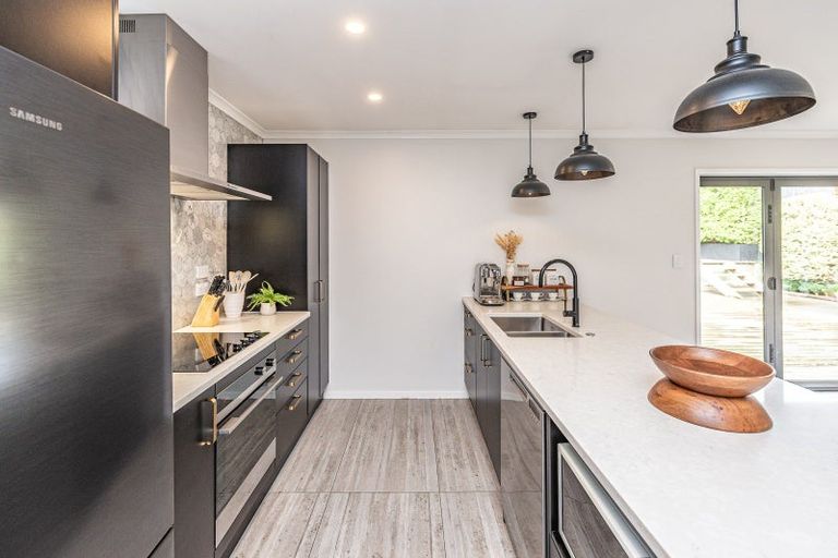 Photo of property in 13 Magnolia Crescent, Tawhero, Whanganui, 4501