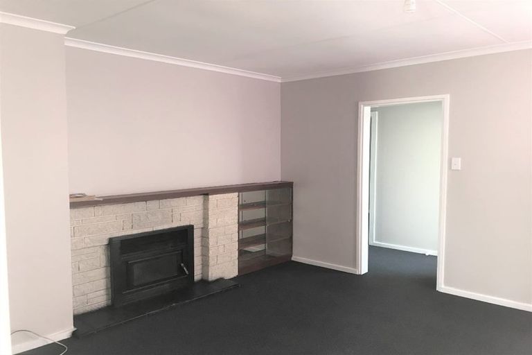 Photo of property in 63 Paul Crescent, Fairfield, Hamilton, 3214