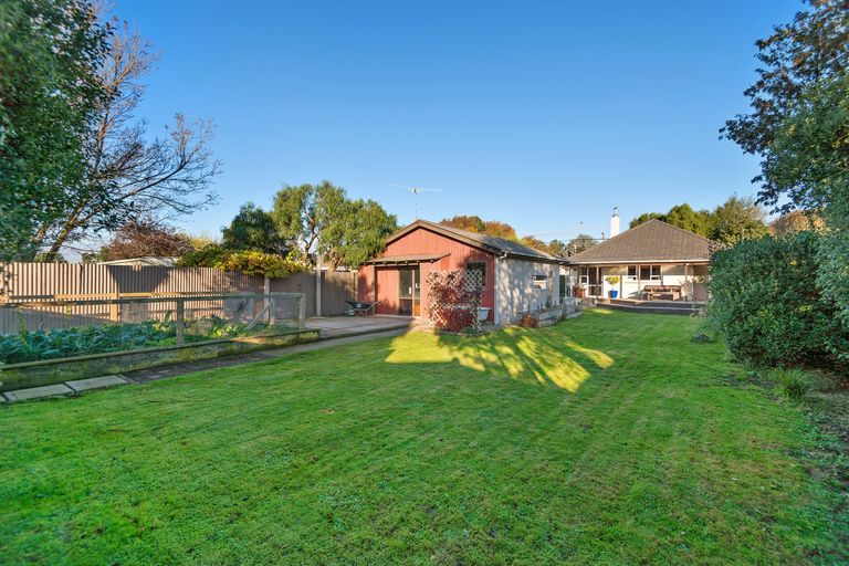 Photo of property in 151 Sparks Road, Hoon Hay, Christchurch, 8025