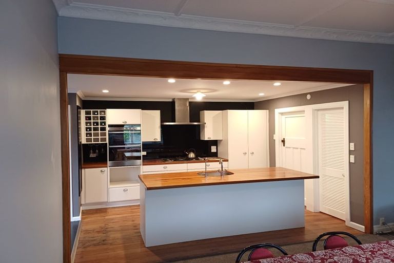 Photo of property in 404 Tremaine Avenue, Takaro, Palmerston North, 4412